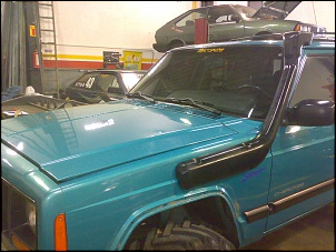 Snorkel para jeeps e pickups-snorkel-cherokee-sport.jpg