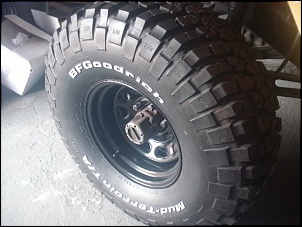 jogo de rodas  15x8 daytona com 2 pneus 35x 12,5-gedc5511.jpg