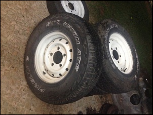 Vendo 4 pneus pirelli scorpion atr 235/85 R16 e rodas HD para DEFENDER-img_2836.jpg
