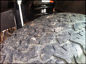 4 BF AT 31 x 10,5 x R 15 - Usado-img_4947.jpg