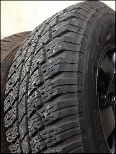 5 Rodas Originais Toyota Hilux Sw4 Aro 16 e Pneus 255x70x16 A/T bridgestone zerados-5-rodas-originais-toyota-hilux-sw4-aro-16-e-pneus-novos-14143-mlb20083764185_042014-f.jpg