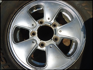 [VENDO] 4 Rodas Aro 15 5x139,7 com Pneus BF MUD 31x10,5x15-dsc08321.jpg