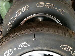 5 rodas do Wrangler - 10,5 R15, 5 furos - com pneus-pneus-03.jpg