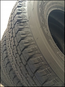 Vendo 5 Pneus Hilux 265/70/16 Bridgestone Dueller H/t 840 (novos)-2.jpg