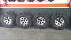 vendo 4 maxxis creepy crawler 40'-20141126_080717.jpg