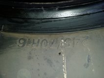 4 Pneus Bridgestone Dueler 245-70x16 - Valor R$ 1.800,00-pneus-1.jpg