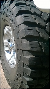 Vendo Pneu Maxxis Trepador 35x12,5x15-wp_20141110_001.jpg