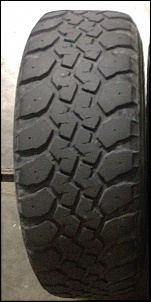 Vendo Rodas Aro 15 com Pneu MUD para Pajero TR4-img_2773.jpg