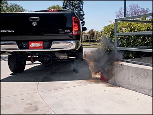Bully Dog GT  Triple Dog 40420 Seminovo-131_0709_04_z-2006_dodge_ram_2500_cummins-black_smoke.jpg