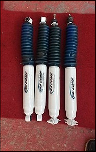 Kit amortecedores e molas Pro Comp lift 3 polegadas. Cherokee e ranger.-12788262_1685723038371883_1381350378_n.jpg