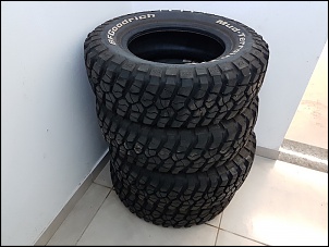 [VENDO] 4 Pneus BF KM2 215/75 r15 + 1 Pirelli MTR 215/75 r15-20180416_172532.jpg