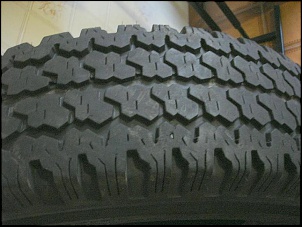 Vendo pneus 215/75 R15 Firestone FSR uso misto-c_pia_de_31_569.jpg