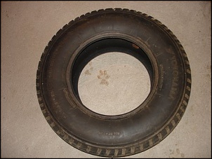 Pneu Yokoham 275x75xR15 - uma unidade-pneufrontal.jpg