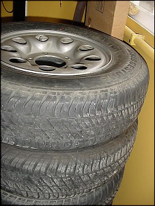 Vendo 5 pneus e rodas originais do Vitara 3D 1997-detalhes-013.jpg