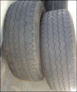 Pneus Wrangler RT/S 255/75/15 c/ Roda 8&quot; 6 furos-pneus2.jpg
