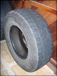 4 Pirelli Scorpion S/T 255 75 R15 R0-dscn0708.jpg