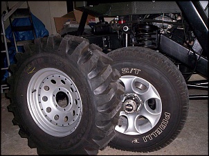 5 rodas com pneus  0 km  = 2.000,00-sinistr-024.jpg