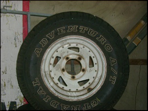 Vendo 4 Pneus 235/75/15 E 1 245/75/16-pneu-4.jpg