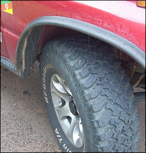 Vendo jogo de BFGoodrich MT 31&quot;-pneu004_104.jpg