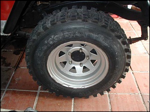 Pneus Pirelli 225/75/15 zerados alt=.500,00-pneu1_red_alert_forum_140.jpg