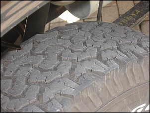 vendo 4 pneus BF 235/75/15 T/A-imagem-ranger-039.jpg
