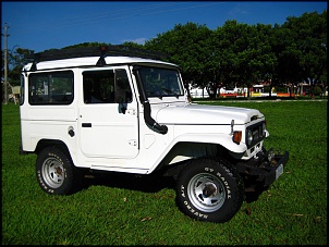 Toyota Bandeirante curta 89-lateral-01.jpg