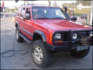 Cherokee Sport 97 Vermelha equipada-xj-001.jpg