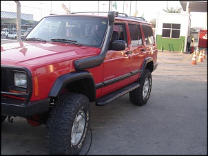 Cherokee Sport 97 Vermelha equipada-xj-005.jpg