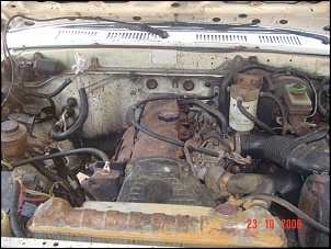 Hilux CS 91-pipi-05.jpg