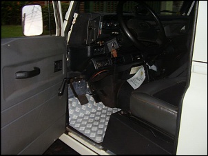 Vendo Land Rover 90 Defender 2000 Branca-p3090019.jpg