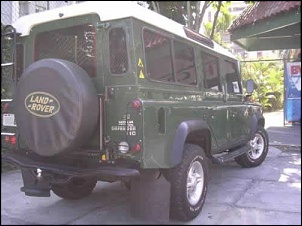 Land Rover Defender 110 - 2001 (verde + teto branco)-foto1.jpg