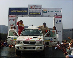 Vendo L200 R2 ano 2001 transformada p/ rua-podio-ouro-branco-2004.jpg