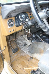 Toyota bandeirante longa - urgente-assoalho-motorista.jpg