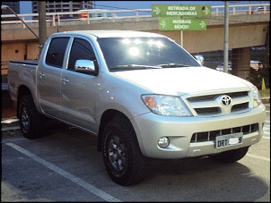 Hilux 2007-dianteira-bico.jpg