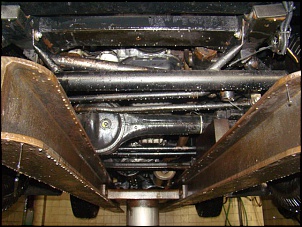 Land rover defender 90 csw 2001 black-chassi.jpg