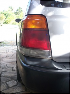 Subaru forester top de linha 1998-lanterna_traseira_esquerda.jpg
