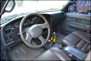 Hilux sw4 japa 1993-interno-frente.jpg