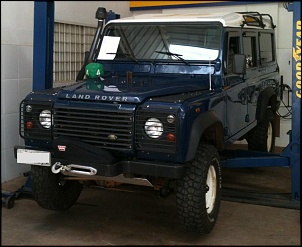 Land Rover Defender 110 SW 2000/2000 Azul com Teto Branco-image-4-.jpg