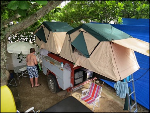 Reboque com duas barracas de teto e mais tralhas-reboque02.jpg