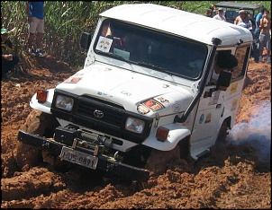 Toyota Bandeirante 95-calado.jpg