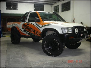 Toyota Hilux Equipadona-pick-up-adam4x4-006.jpg