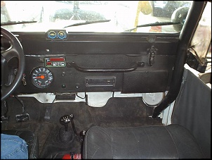 Jeep 1977-jeep-branco-003.jpg