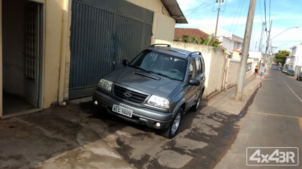 TRACKER 4 X 4 DIESEL 2.0 8V 2004