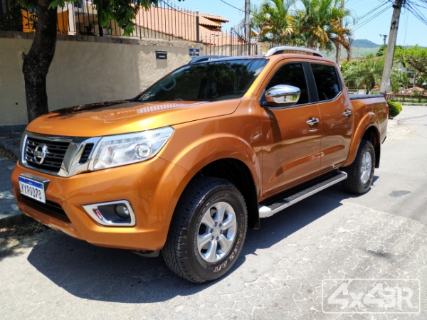 Nissan Frontier LE